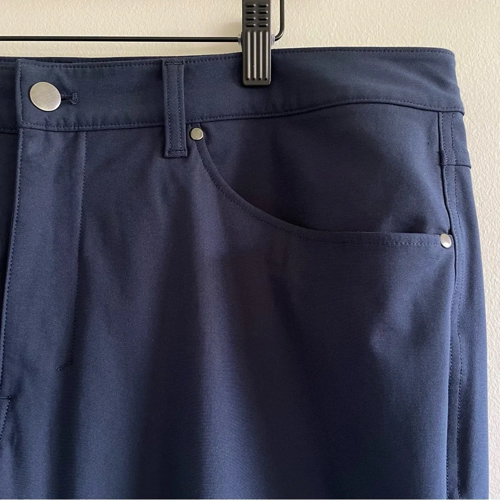 Lululemon Men's ABC Pant Classic Size 38 - Picture 4 of 7